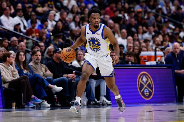 炒股配资平台网站 勇记：克赖尔MRI结果显示右脚踝扭伤 将在一周后重新评估