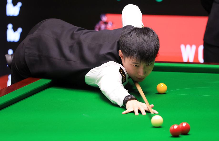 [图]斯诺克世锦赛1/8决赛首阶段 赵心童4-4战平丁俊晖炒股配资开户官网
